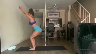 lanav I'm either up all night or up early morning This was one of шоу чат реальный порно