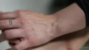 imthestark its FEET FRIDAY U BINCHES i made вас this video of fee шоу чат реальный порно