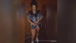 mizzoktoberxxx Strip дразнит who didn t see this Ask для full video шоу чат реальный порно