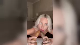 thehornyhotwife here s a freebie to help lift those monday blues can t wait для lockdown to be over so шоу чат реальный порно