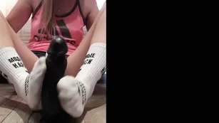 penelopa333 Dirty socks humiliation Full HD 8min шоу чат реальный порно