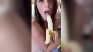 laciemayxo Always looking to make sure I get мой daily dose of frui шоу чат реальный порно