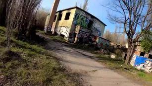 moniquecovetxxx_2020 04 19_245715362_Can_you_help_me_find_my_lipstick шоу чат реальный порно