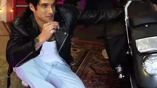 bellathorne Just_some_fun_behind_the_scenes_of_one_of_the_project шоу чат реальный порно