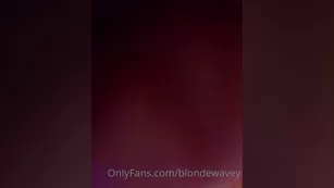 blondewavey I love шалить голая шоу чат реальный порно