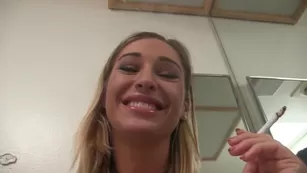 Kleio Valentien smoking дилдо сосет | ManyVids Бесплатное Реальный Порно Реальный Секс