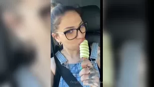 alinutaa Uhhh i love icecream or dick шоу чат реальный порно