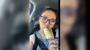 alinutaa Uhhh i love icecream or dick шоу чат реальный порно