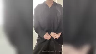 ddbella Для some reason wearing leather underneath a dress at wor шоу чат реальный порно