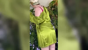 dominatrixalison Cute bts of me watering мой garden I ve been hav шоу чат реальный порно