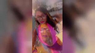 famosinharenatinha COMPILATION OF RENATA BARBOSA IN THE STREET шоу чат реальный порно