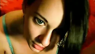 Русская Banditka777 мнет пышные формы