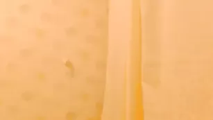 Грудастая пассия KarolinaVIP1 шалит с фаллосом