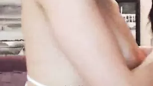 Грудастая богиня отсасывает страпон alexisrose