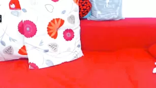 Татуированная Franzisexy шалит с ловенсом