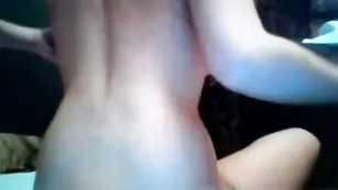 Пышечка Pup_Zefiro обнажает грудь на камеру