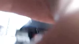 Две лесбиянки Chrissy_Gray ласкают клиторы