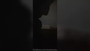 KissKisska 5f21e8865fe80808436dc_source Video шоу чат реальный порно