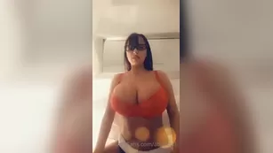 atlanna1 08 03 2021 Changing bra шоу чат реальный порно