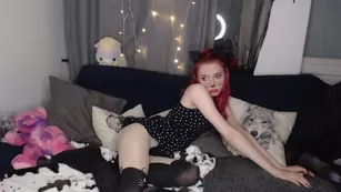 Scarletloveu bad lil kitty xxx premium порно videos