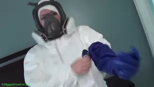 Maggie green cleaning and cumming gas mask 2017_06_21 | ManyVids Бесплатное Порно Livesex1