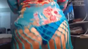 Lil Lexie сквирит twice with new toy | ManyVids Бесплатное Порно Livesex