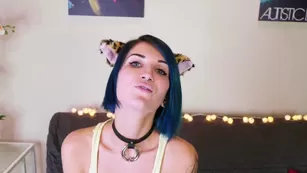 Lucy_Mcgee киска fingering | MFC nude порно video