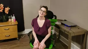 Honey BunTV Backyard Belly Jiggler | ManyVids Бесплатное Порно Livesex1