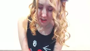 Little__slut дилдо masturbating Chaturbate порно