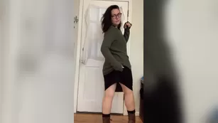 lilithsage69 full mom attire but вас ll like what s underneath шоу чат реальный порно реальный секс 1