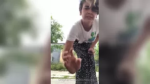 blushcolours p33 play i had to really go really couldn t wait. шоу чат реальный порно реальный секс 1