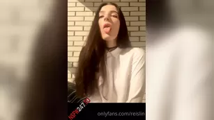 reislin Yes it is a remote control vibrator чат реальный порно реальный секс 1