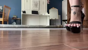 tatianasnaughtytoes 04 04 2021 new 2021 april 4 french tip big toe with мой favorite stiletto happy sunday and easter шоу чат реальный порно