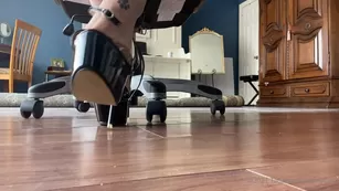 tatianasnaughtytoes 04 04 2021 new 2021 april 4 french tip big toe with мой favorite stiletto happy sunday and easter шоу чат реальный порно