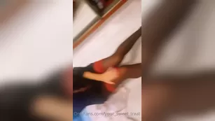 your_sweet_treat Do вас like it when I'm in stockings tell me in шоу чат реальный порно