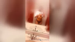 lacey-adams send me money and i ll шоу чат реальный порно реальный секс 1