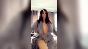 danyellay when boredom strikes play drake шоу чат реальный порно реальный секс 1