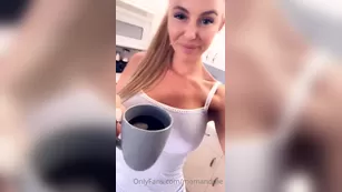 momandme 07 10 2020 Waking up Mom so we can look at DICKS шоу чат реальный порно