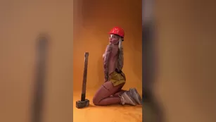 julia abrams benny benassi satisfaction performed by @jujubrais 1080x1920 шоу чат реальный порно реальный секс 1