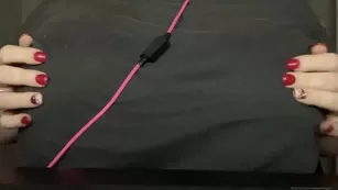 jewelmegan i_m_so_guilty_of_doing_this_while_i_m_alone_gaming шоу чат реальный порно реальный секс