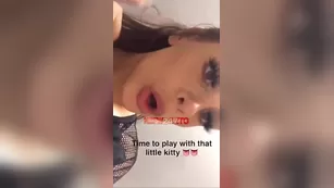 Allison Parker public toilet киска fingering snapchat бесплатное