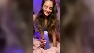 Tilly Toy сосет & riding мой fav toy snapchat premium реальный порно реальный секс 1