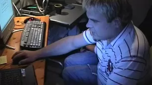 BiJenny Mein 1. Sandwich реальный порно реальный секс 1