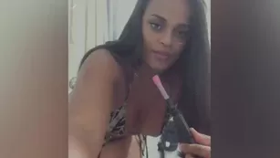 laura92_5f63cb790b552908c0741 шоу чат реальный порно