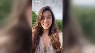fenellafox made a van reveal tiktok today шоу чат реальный порно реальный секс