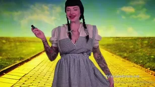 mayasinstress emerald city aroma full clip. tip if вас like it in шоу чат реальный порно реальный секс