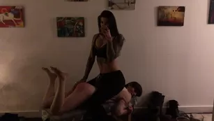 damazonia_ forgot_to_post_this_xmas_spanking_video_so_here_it_is_that_s_the_kind_of_xmas_party_i_like шоу чат реальный порно реальный секс 1