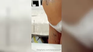 laidylaixxoff Acabo de llegar de viaje y estoy m шоу чат реальный порно