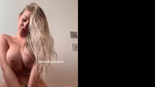 bethany lily april чат video leak try on