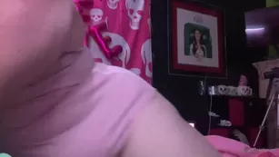 pixiechickxoxo you_ever_just_wanna_shake_your_ass_and_show_it_off_for_your_daddies_enjoy_hehe шоу чат реальный порно реальный секс